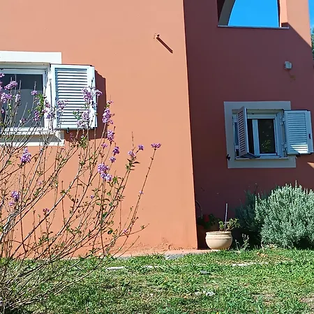 εξοχικό στο βιρο κέρκυρας ホームステイ