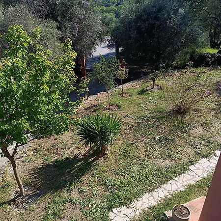 εξοχικό στο βιρο κέρκυρας Ubytování v soukromí *
